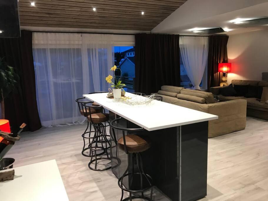 Topp Moderne Suite. Larvik Luaran gambar